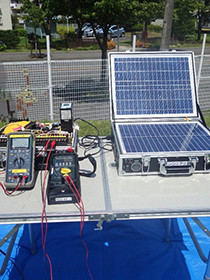 携帯型太陽光蓄電電源装置